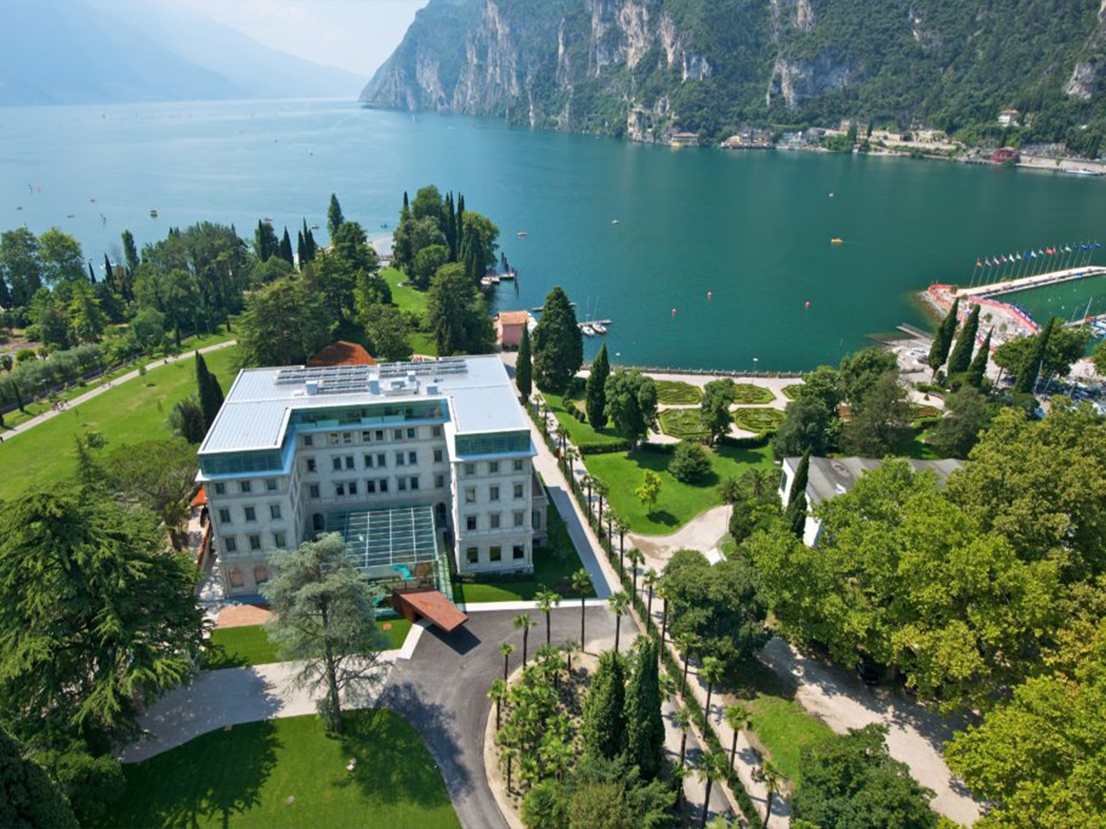 Wedding Venues on Lake Garda - The Different Twins